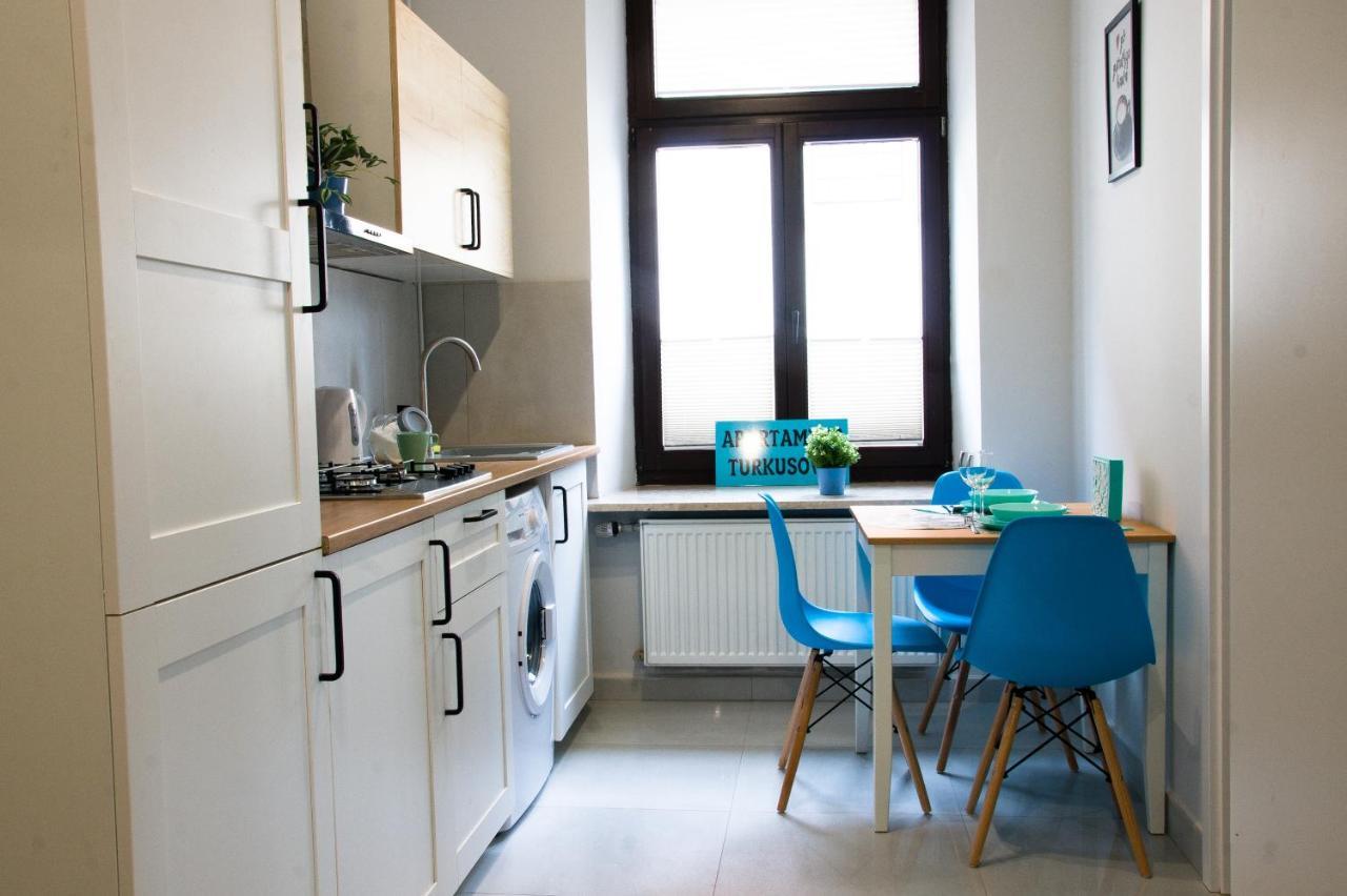 Apartament Turkusowy Swietoduska 12 Люблин Экстерьер фото
